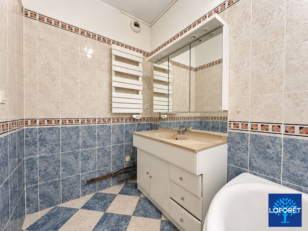 Vente Appartement VALENCIENNES ? APPARTEMENT DE STANDING DE 105 m² AVEC TERRASSE, GARAGE FERMÉ ET PARKING Valenciennes