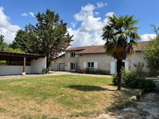  Maison à vendre 12 pièces 271 m²
