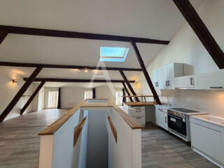  Appartement � louer 4 pi�ces 86 m�