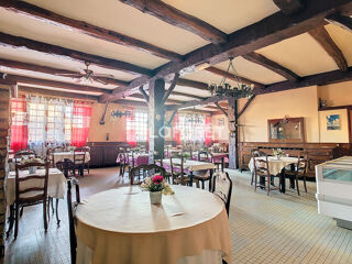  Immeuble � vendre 15 + pi�ces 569 m�