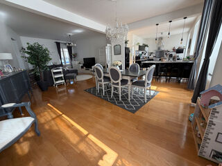  Appartement à vendre 5 pièces 150 m²
