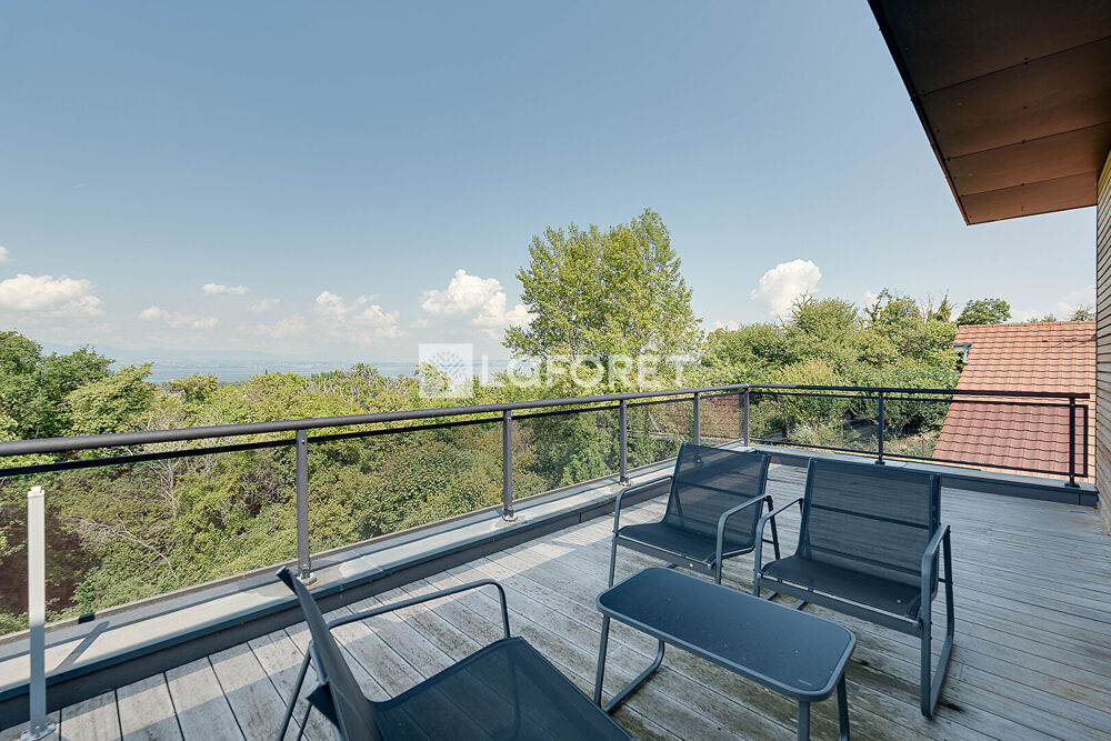 Maison mitoyenne contemporaine Publier 7 pièces 209,92m² au calme