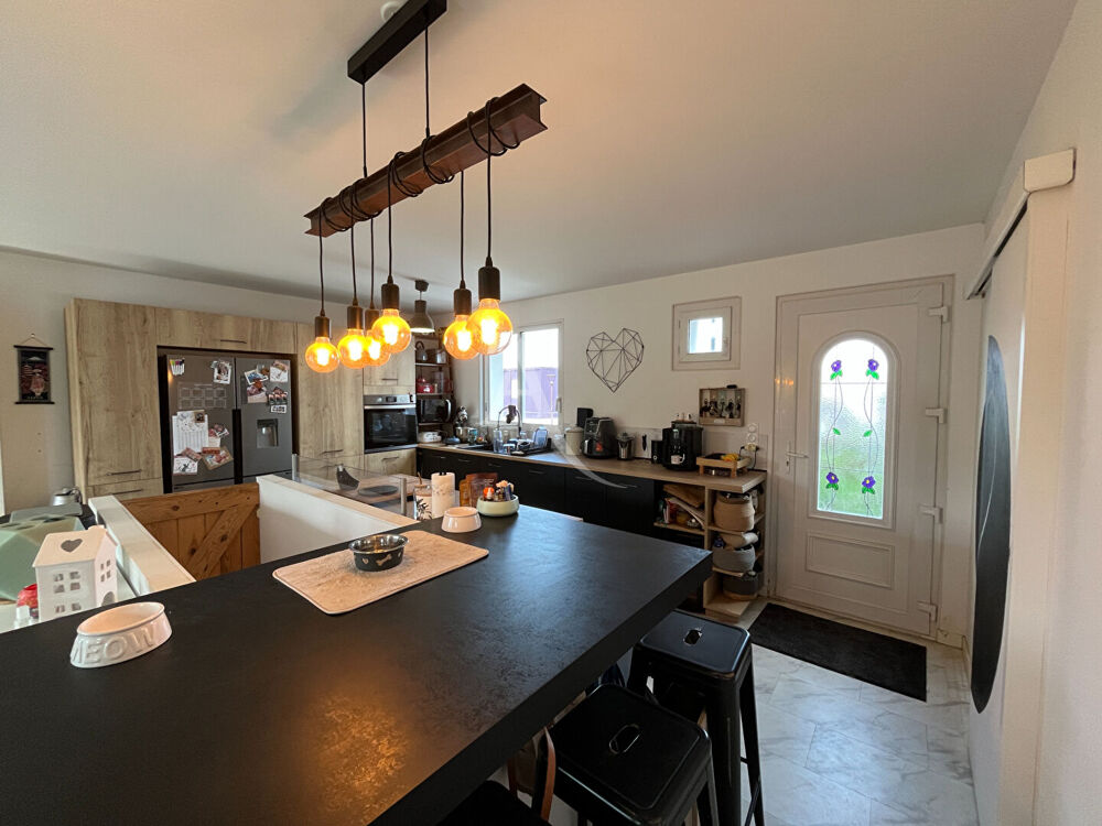 Vente Maison Maison Les Achards 6 pièce(s) - 130 m² Les achards