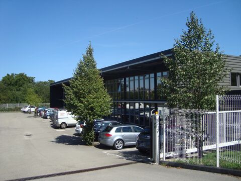 Local commercial - 7 pi&egrave;ce(s) - 133.74 m2 189000 25000 Besancon
