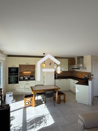  Appartement � vendre 4 pi�ces 1 m�