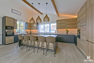  Maison  vendre 8 pices 250 m