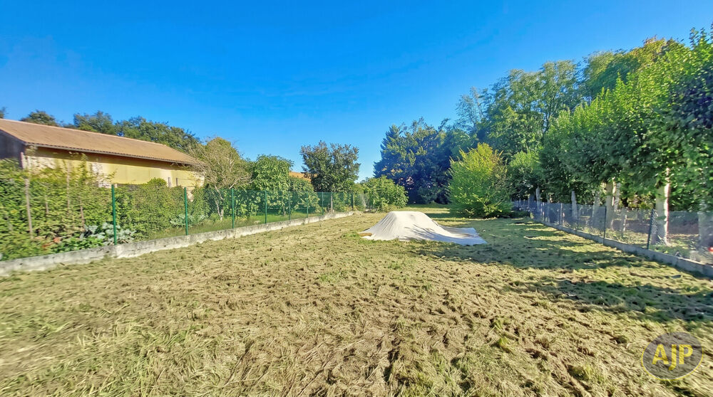 EXCLUSIVITÉ ! Maison à rénover avec terrain constructible !