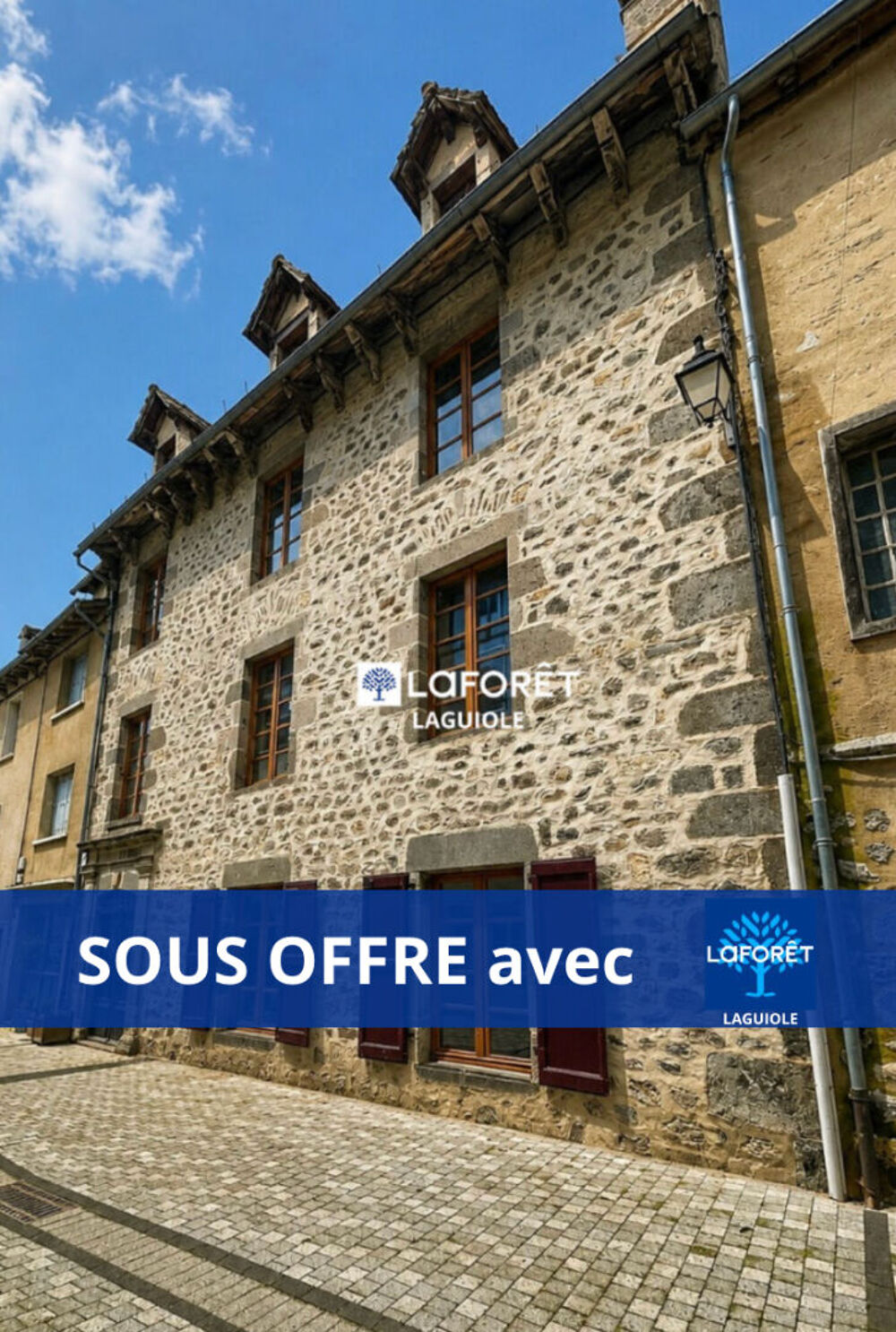 Maison Mur De Barrez 8 pièce(s) 330 m2