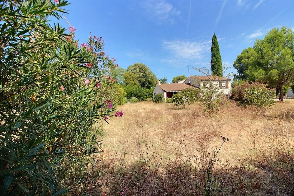 � vendre  Maison Paradou (13520)