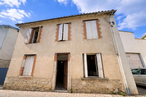   Centre de Caussade Maison avec jardin et garage � r�nover Maison - 6 pi�ce(s) - 130 m�