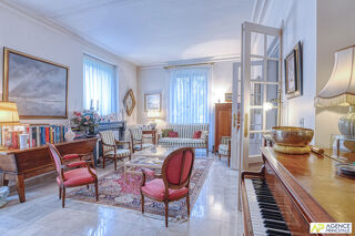  Maison à vendre 8 pièces 235 m²