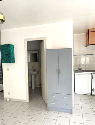  Appartement à louer 1 pièce 22 m²