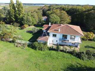  Maison à vendre 13 pièces 312 m²