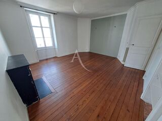  Appartement à louer 3 pièces 80 m²