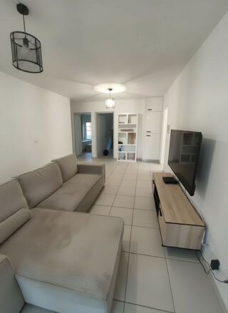  Appartement à louer 3 pièces 60 m²