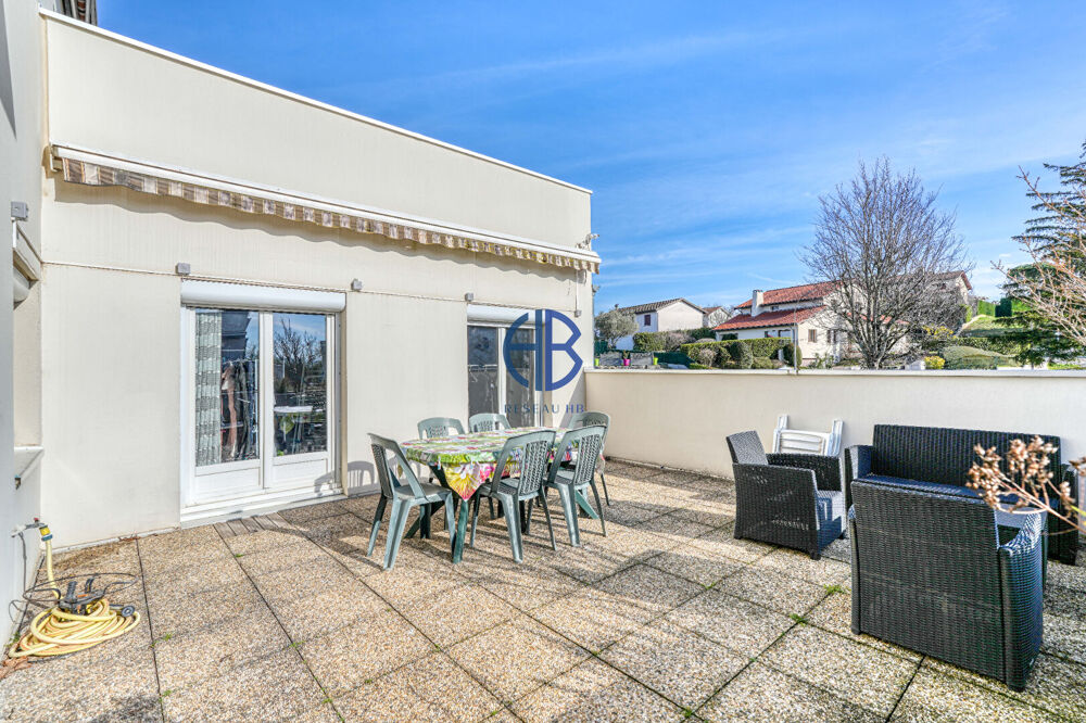 Vente Appartement Appartement Chassieu 4 pièce(s) 93 m2 Chassieu