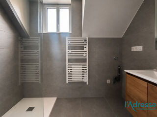  Appartement à louer 3 pièces 64 m²