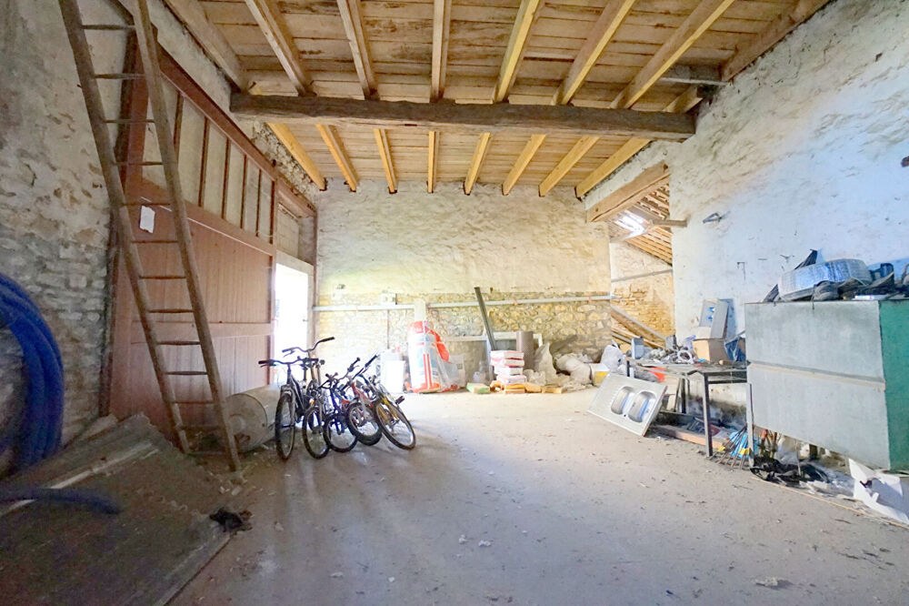 Vente Maison Immeuble à réhabilité à Limay 200 m2 de potentiel Limay