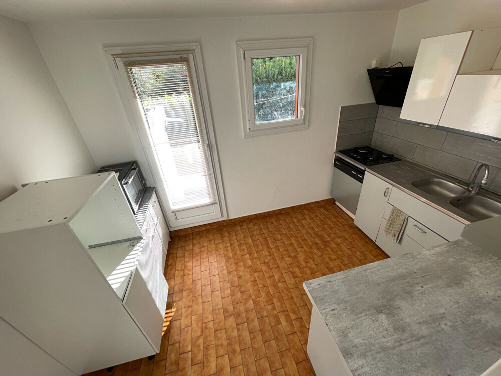 À vendre : Appartement avec Jardin Cave et Parking 3 pièces à Aix-en-Provence - Les Milles