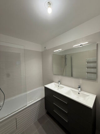  Appartement � vendre 4 pi�ces 105 m�