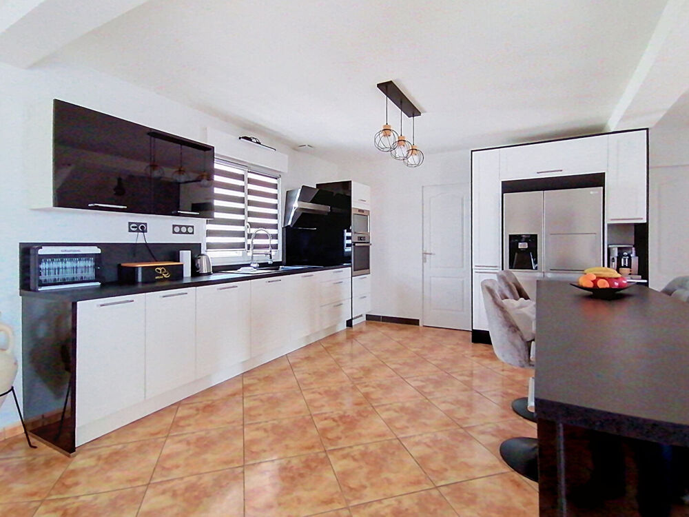 Vente Maison Maison Bailleau L'Évêque 7 pièces 180 m² Bailleau l eveque