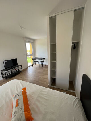  Appartement à louer 1 pièce 30 m²