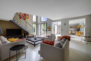  Maison � vendre 5 pi�ces 240 m�