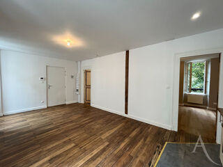  Appartement à louer 2 pièces 40 m²