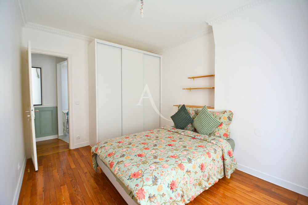 Appartement F2 - refait à neuf