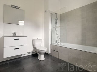  Appartement à louer 2 pièces 42 m²