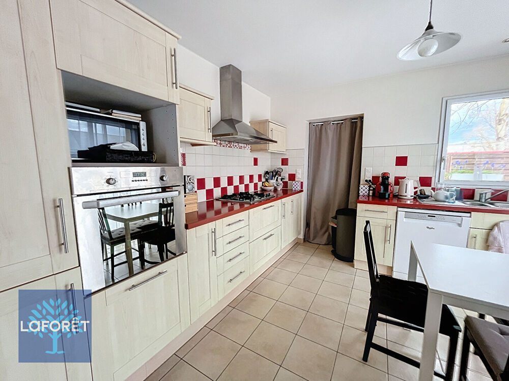 Maison a louer fougeres - 5 pièce(s) - 99 m2 - Surfyn