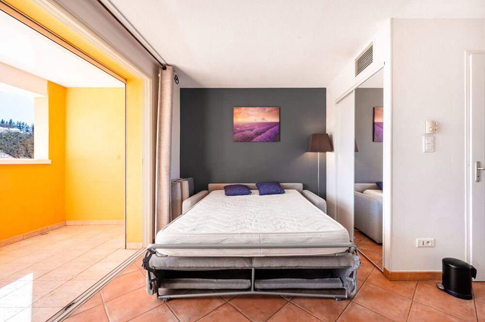 Vente Appartement Studio meublé avec loggia Résidence ODALYS à Gréoux-les-Bains Valensole