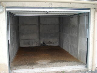  Parking / Garage à louer 12 m²