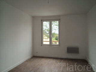  Appartement à louer 3 pièces 53 m²