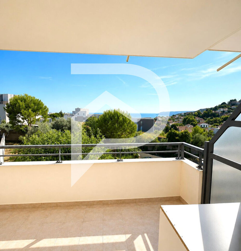 Vente Appartement Appartement T3 lumineux avec vue mer,terrasse et box. Marseille 15