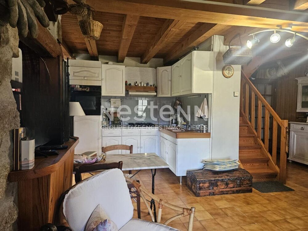 EXCLUSIVITE ! Hameau de GRAZAC ! Bâtisse en pierre offrant 2 habitations sur 1200 m2 de terrain