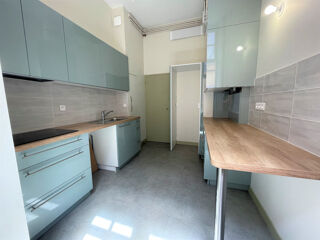  Appartement à louer 3 pièces 78 m²
