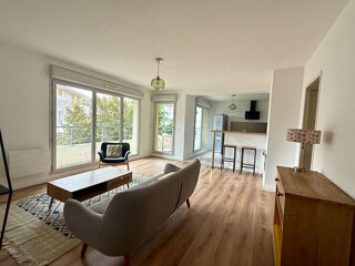  Appartement � louer 4 pi�ces 83 m�