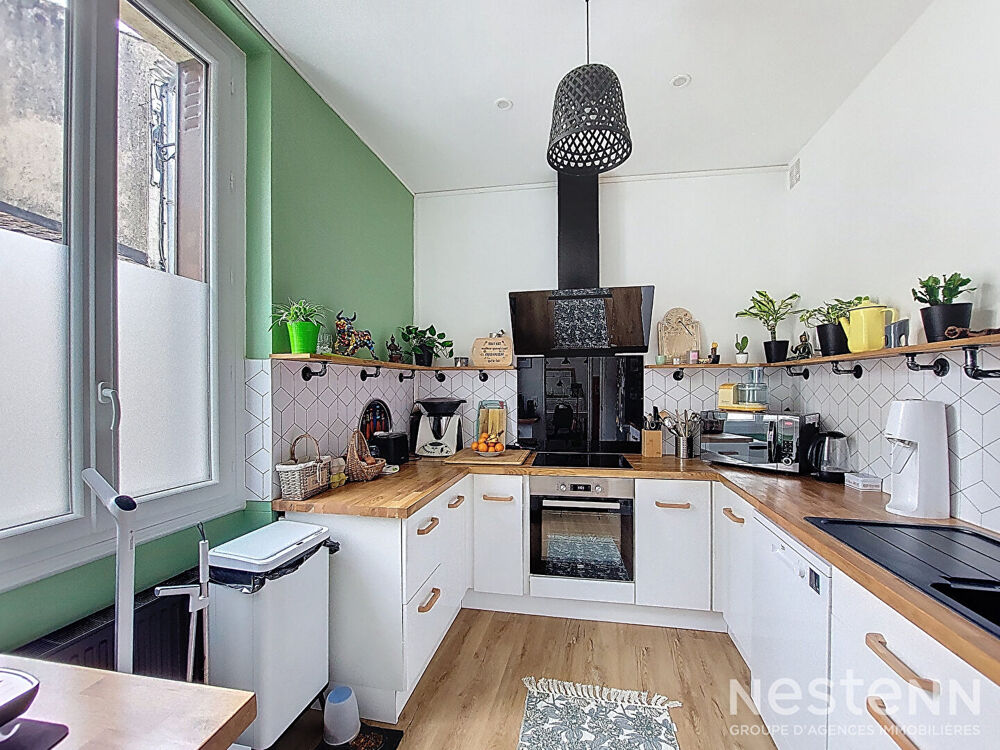 A Vendre Maison en pierre entièrement rénovée de 86 m² avec jardin et dépendances au coeur de Mézin