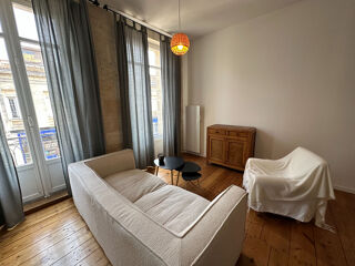  Appartement à louer 2 pièces 46 m²