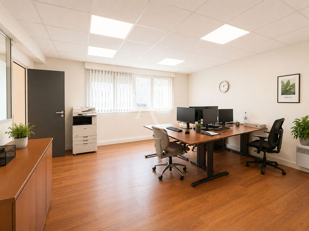   BOISSY-SAINT-LÉGER  -  BUREAUX PROFESSIONNELS DE 25 m2 -  À 5 MINUTES  A PIED DU RER A Boissy saint leger