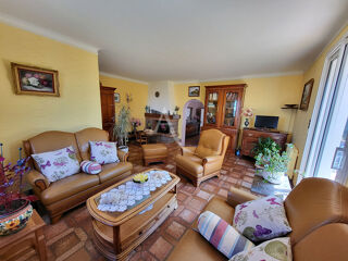  Maison  vendre 8 pices 190 m