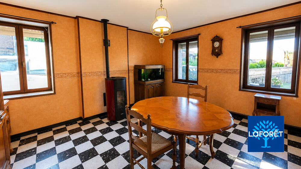 Maison type longère avec garage et jardin