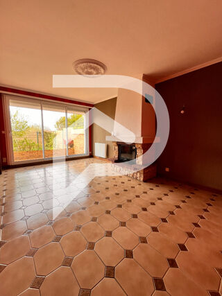  Maison à louer 6 pièces 105 m²