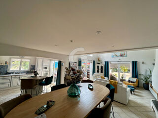  Maison � vendre 4 pi�ces 145 m�