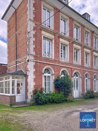  Immeuble à vendre 10 pièces 265 m²