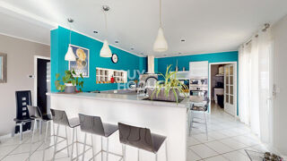  Maison  vendre 7 pices 220 m