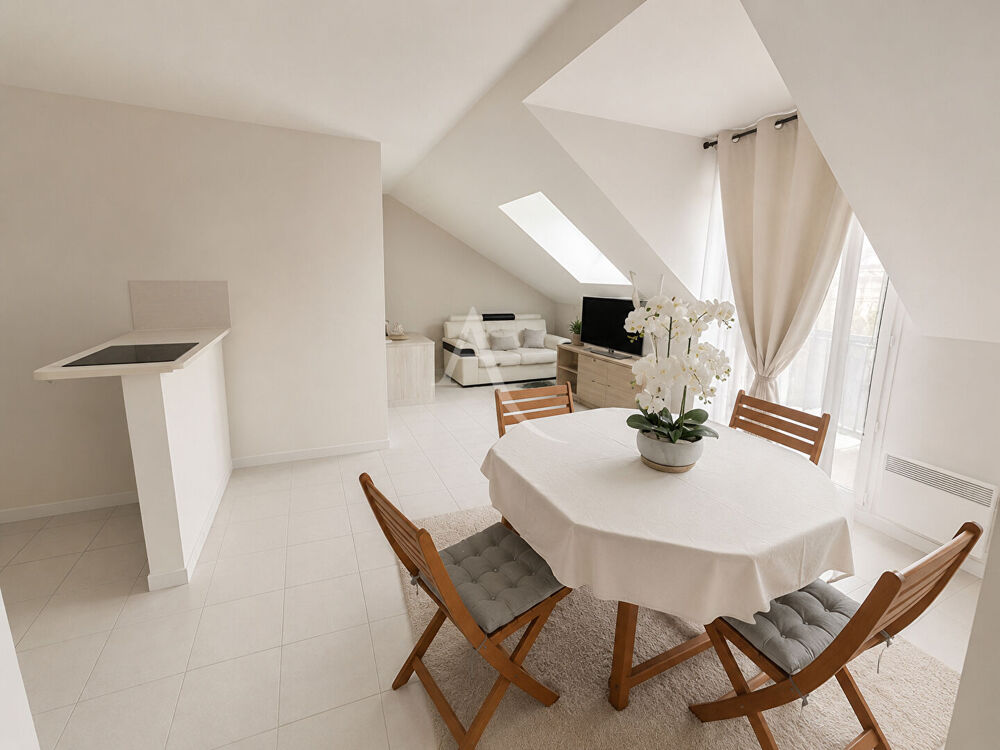 VILLENOY - T2 - avec parking et balcon