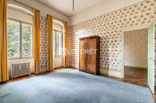  Villa � vendre 15 + pi�ces 450 m�