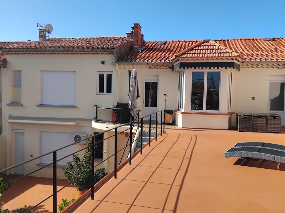 Vente Maison A vendre maison 8 pièces avec jardin, terrasse et vaste garage. Lezignan corbieres